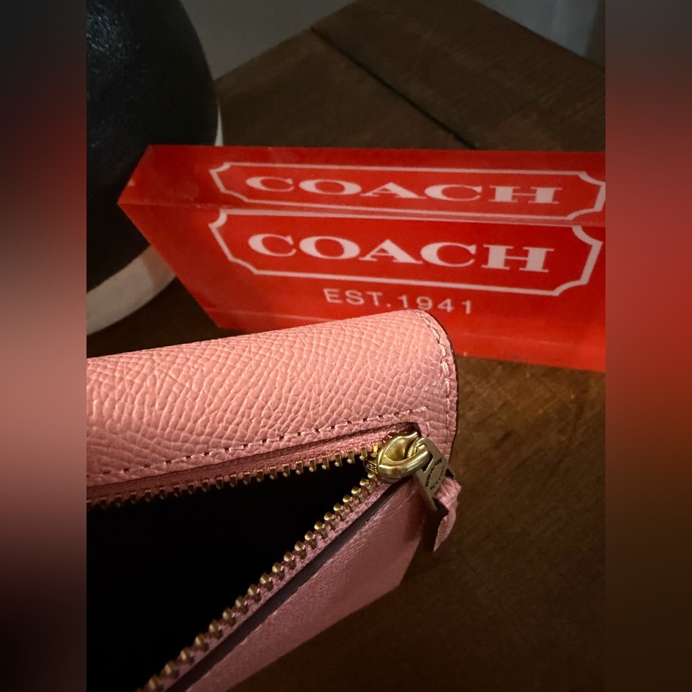 Coach Wyn Compact Pink Wallet - Picture 10 of 11